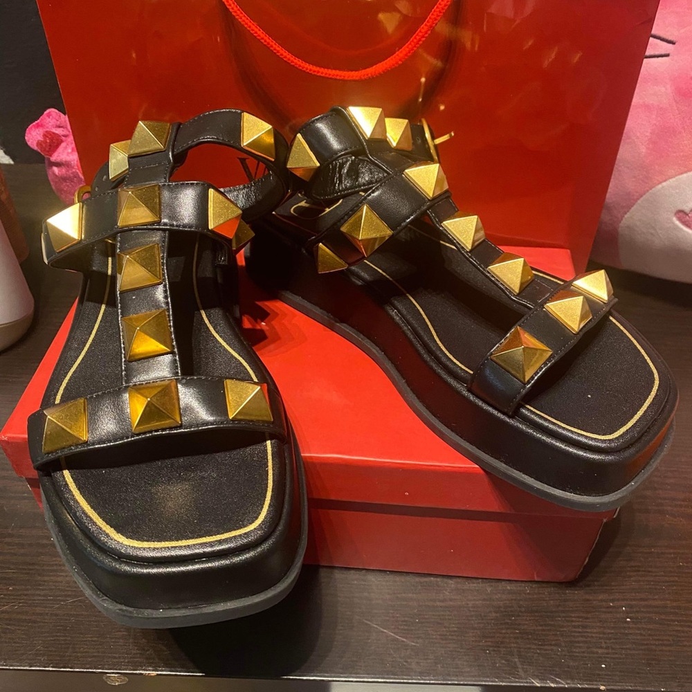 ROMAN STUD CALFSKIN FLATFORM SANDAL 40MM
